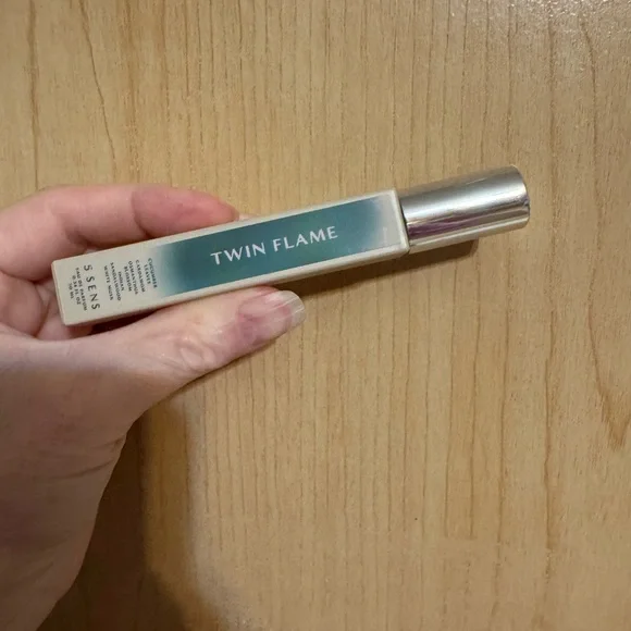 5 SENS Twin Flame Travel Scent - Picture 2 of 11